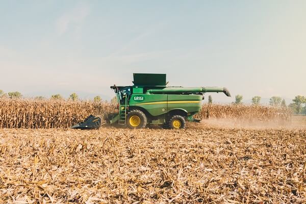 Harvesting - John Deere